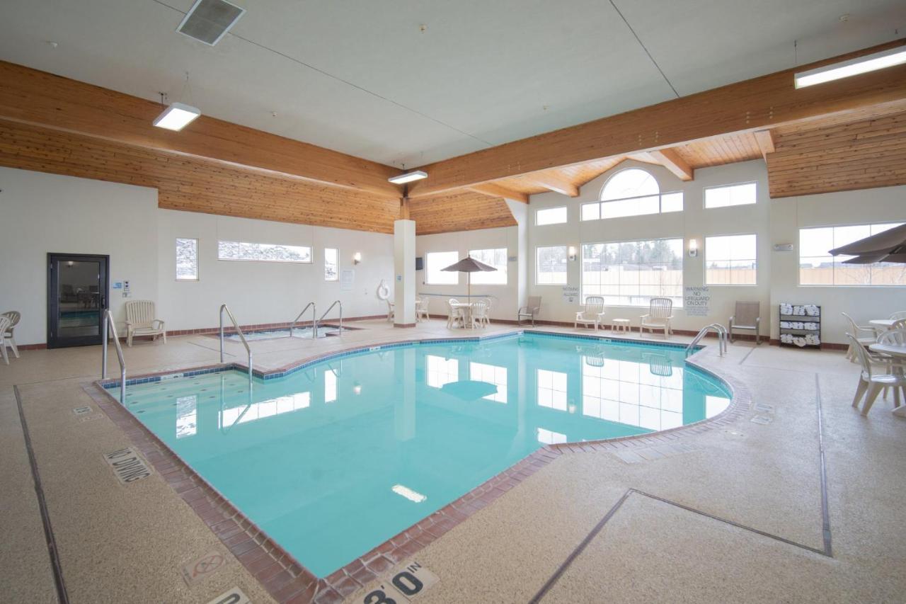 Hotel Express Houghton-keweenaw By Ihg