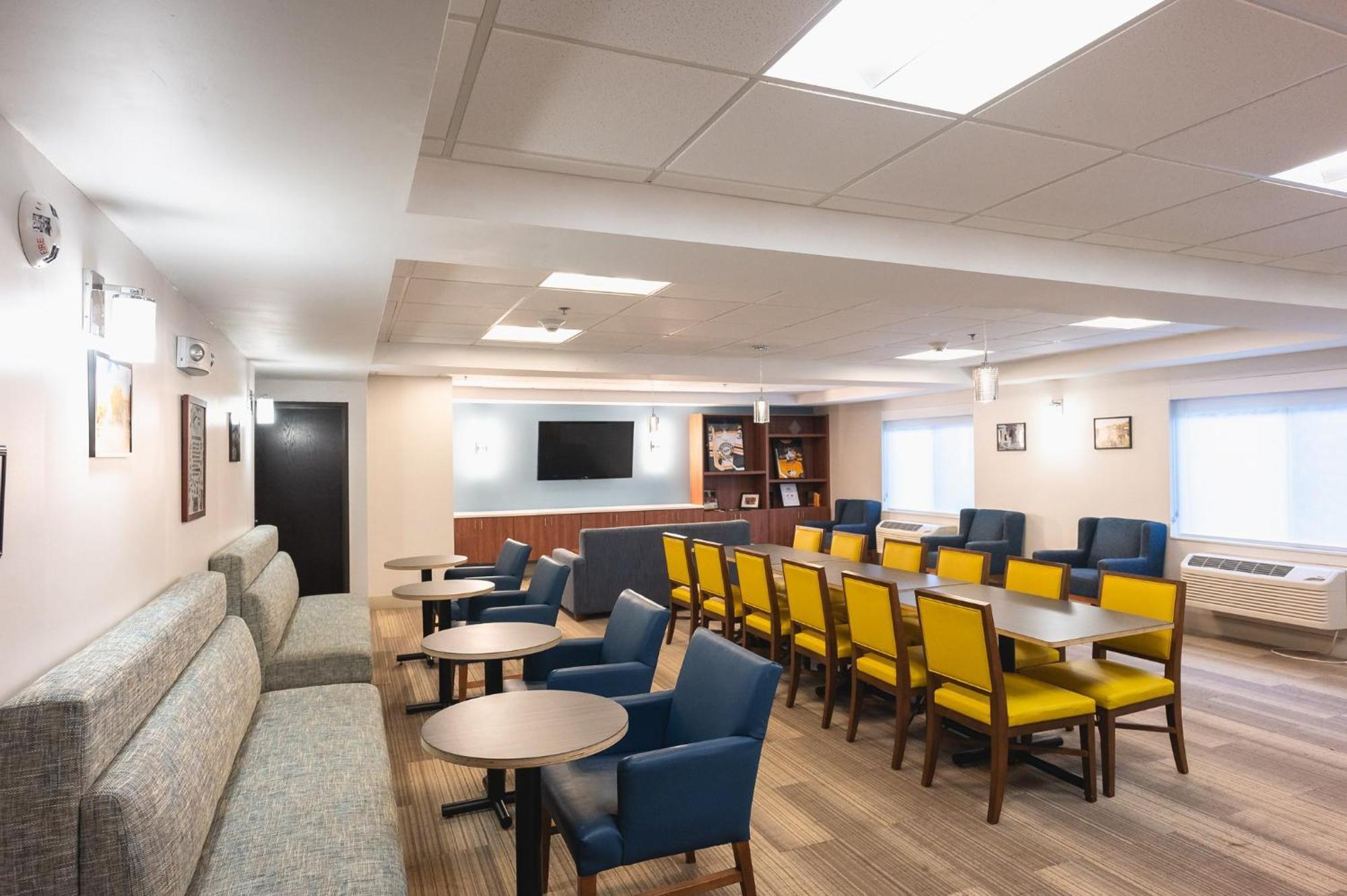 Express Houghton-keweenaw By Ihg Houghton