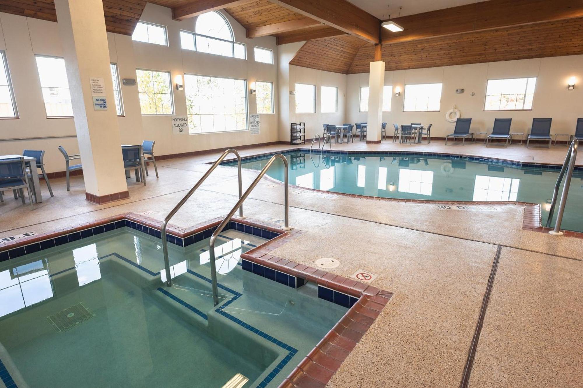 Express Houghton-keweenaw By Ihg Houghton