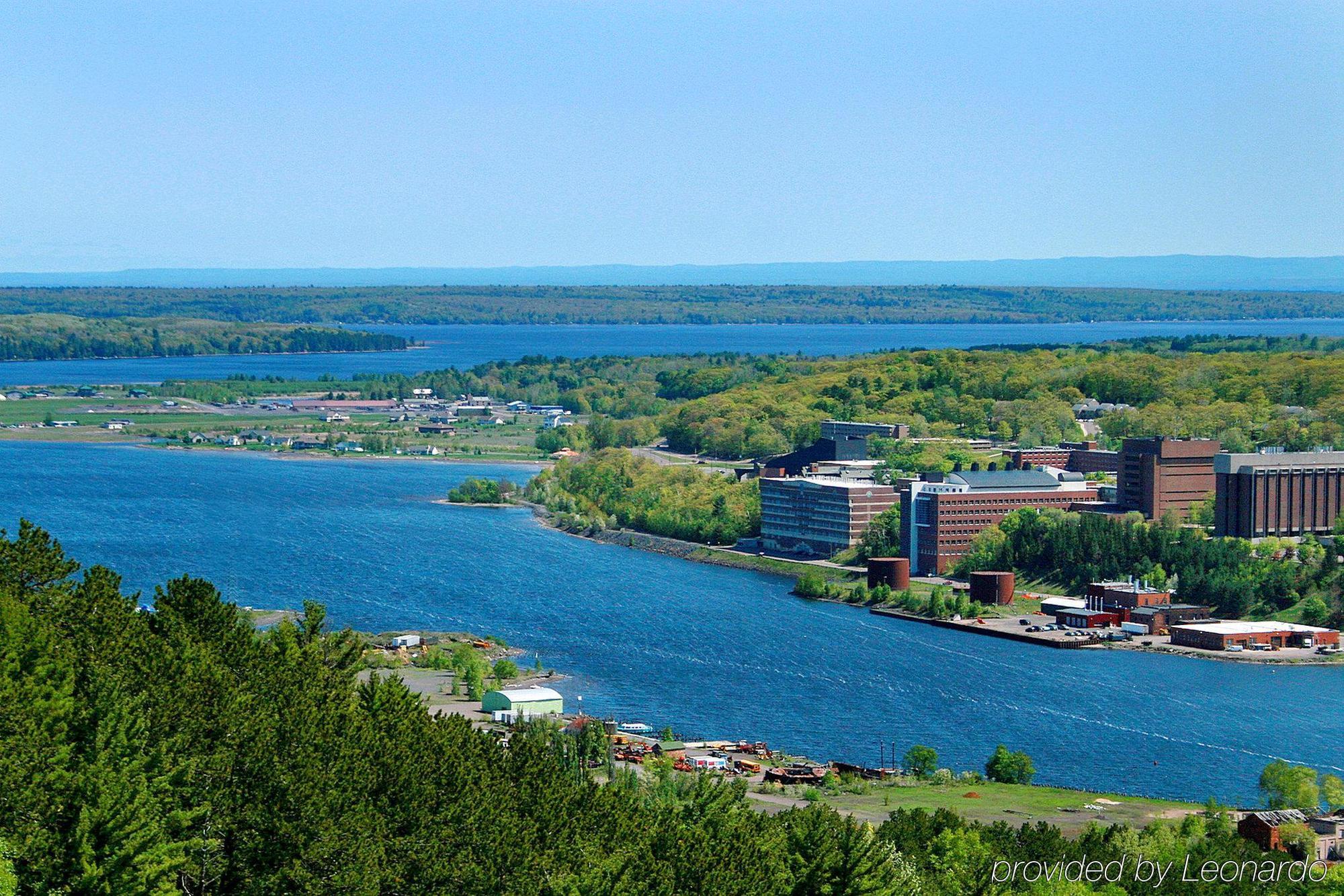 Express Houghton-keweenaw By Ihg Hotel 2*