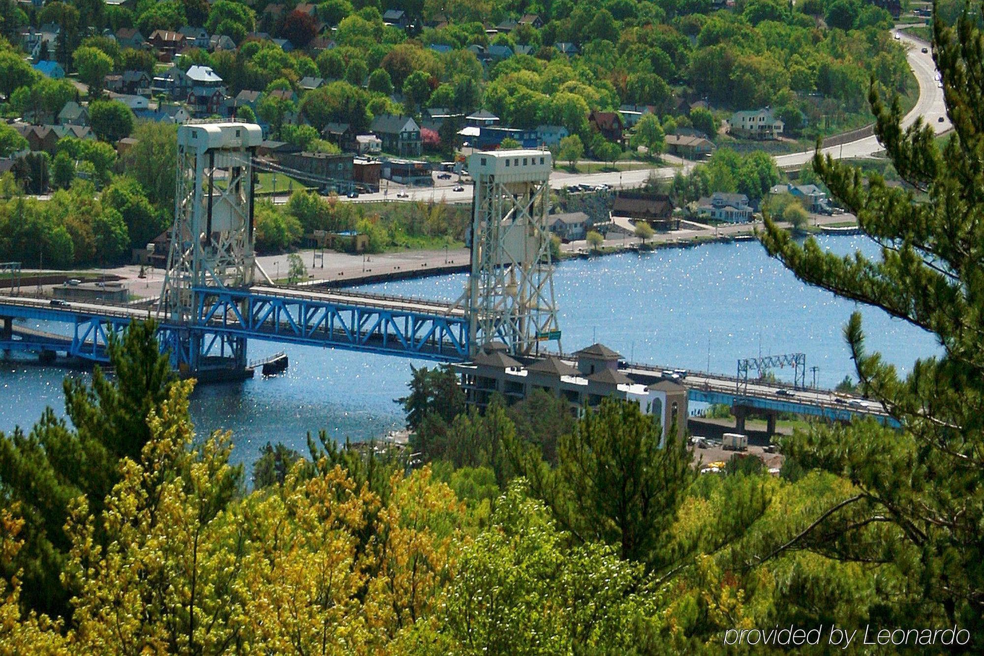 Express Houghton-keweenaw By Ihg 2*